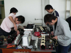 大学家庭电工需学习知识此专业前景