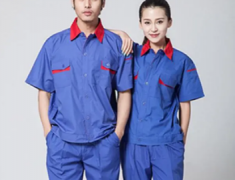 穿戴配电工作服高