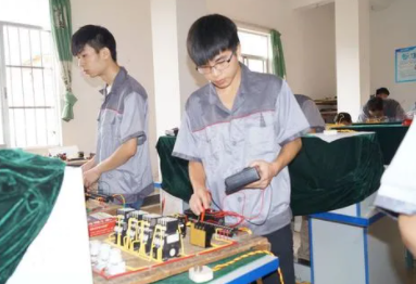 中级电工技能